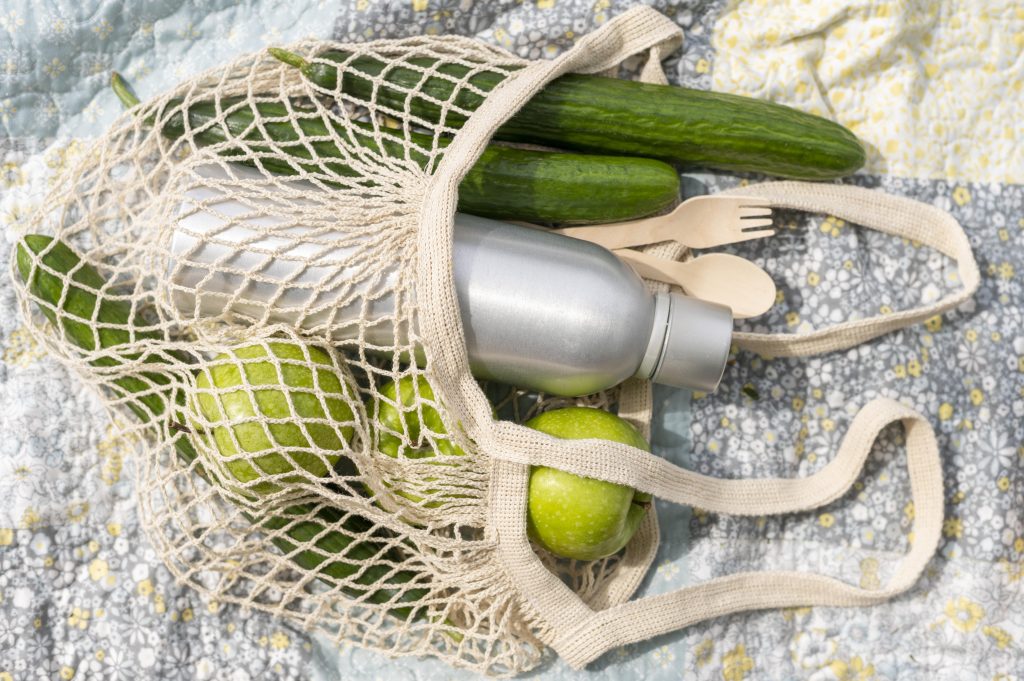 Sac de fruits et légumes verts